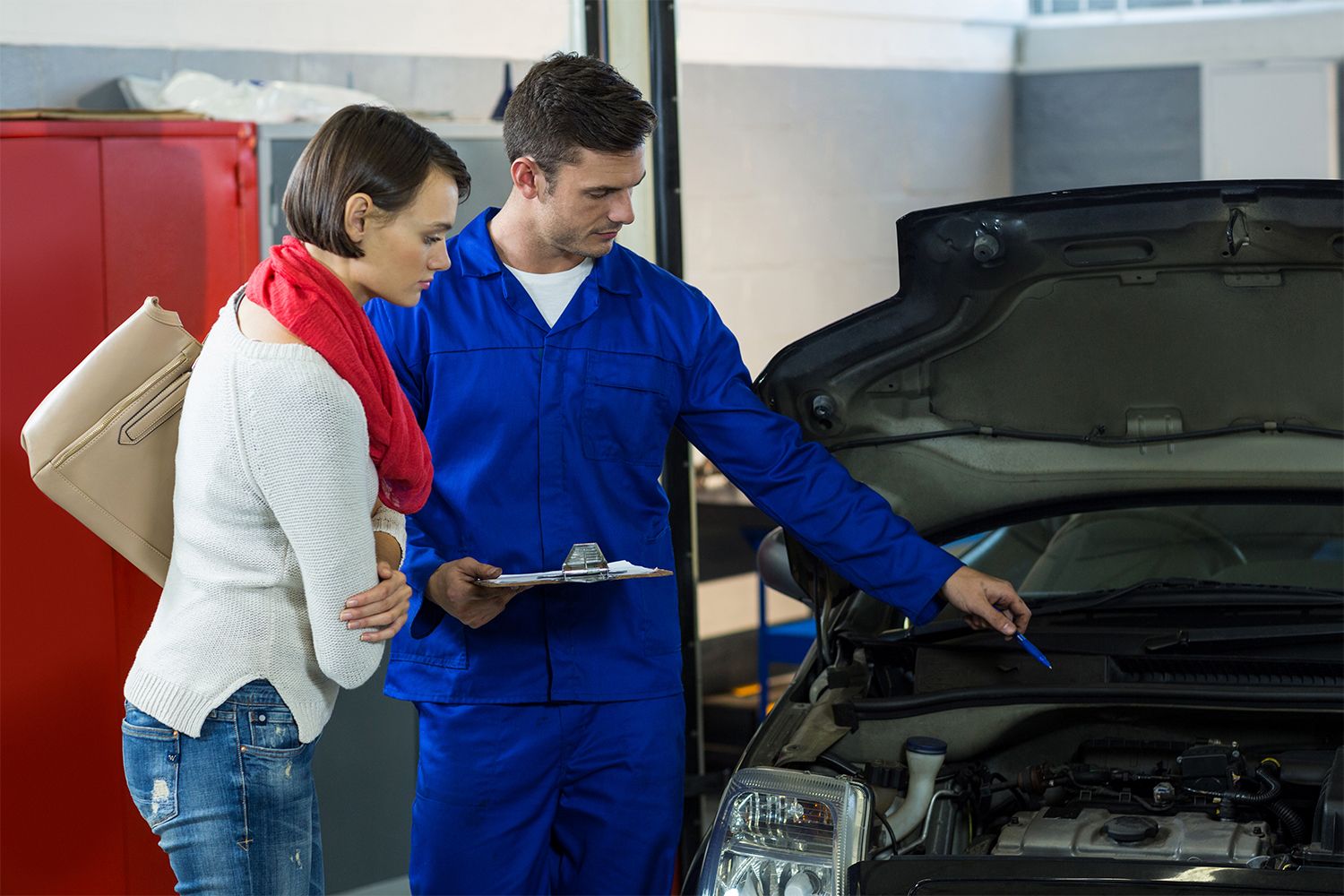 Estas son las mejores baterías para auto, según el ChatGPT