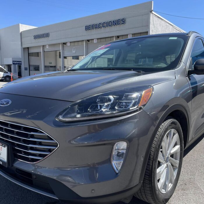 FORD ESCAPE TITANIUM HYBRID 2022 Imagen de la galería