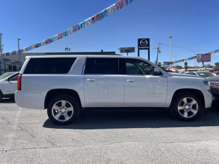 CHEVROLET SUBURBAN PAQ C LT 2019 Imagen de la galería